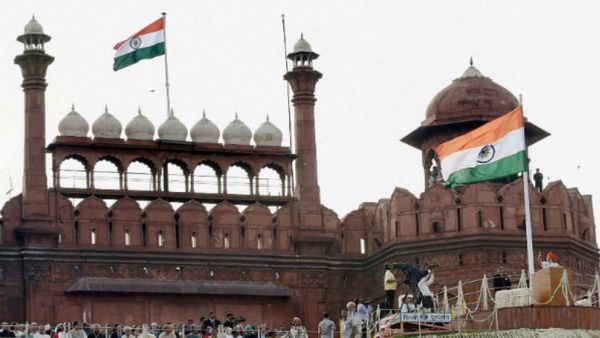 Independence Day 2023: स्‍वंतत्रता दिवस समारोह में संसद बनाने वाले श्रमिक और ये 72 कपल होंगे विशेष मेहमान