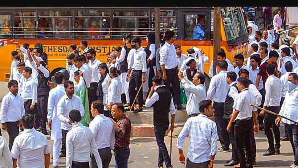 हापुड़ में वकीलों पर लाठीचार्ज की सुप्रीम कोर्ट बार एसोसिएशन ने की निंदा