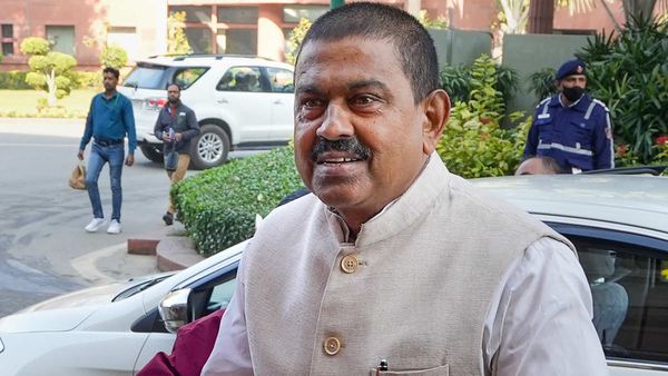 केंद्रीय मंत्री अजय मिश्रा टेनी की बढ़ी मुश्किलें, सुप्रीम कोर्ट पहुंचा सपा नेता की हत्या का 23 साल पुराना केस