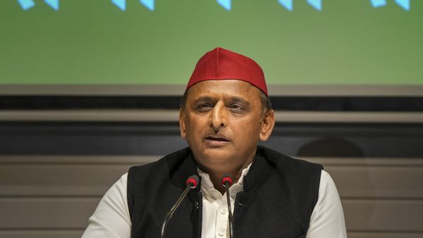 'मृतकों को मिले 1-1 करोड़ का मुआवजा', मदुरै रेल हादसे पर अखिलेश यादव ने उठाई मांग