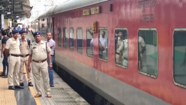 देश के इस रेलवे स्टेशन पर जरूरी है वीजा-पासपोर्ट, जानें कौनसी है यह जगह