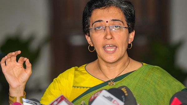 Delhi News: यौन उत्पीड़न मामले में आतिशी ने शिक्षा सचिव को लिखा पत्र, आरोपी छात्रों ने दिया अपना बयान