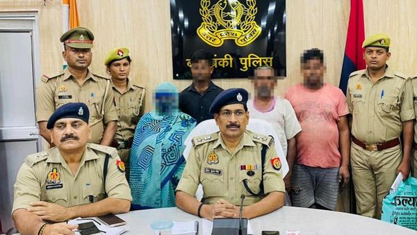 Barabanki: प्यार में रोड़ा बना पति तो पत्नी ने प्रेमी के साथ मिलकर किया मर्डर, फिर जला दिया शव