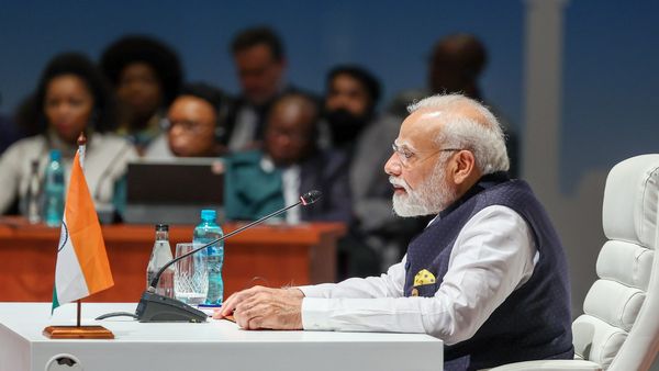 BRICS Summit 2023 LIVE: ब्रिक्स सम्मेन में पीएम मोदी ने कहा, चंद्रयान-3 पूरी दुनिया के लिए बड़ी उपलब्धि
