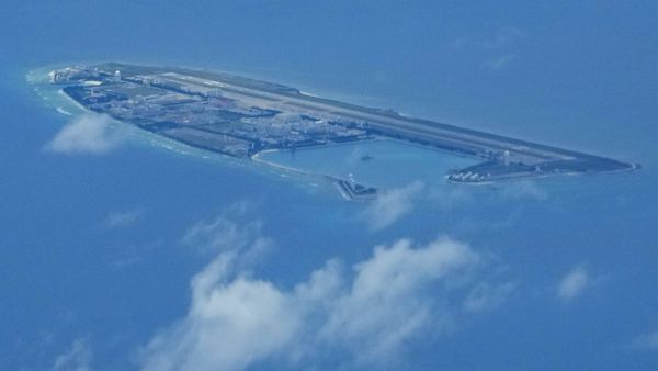 ताइवान को चारों तरफ से घेरकर चीन ने शुरू किया भयानक सैन्य अभ्यास, मिलिट्री ड्रील को नाम दिया 'कठोर चेतावनी'