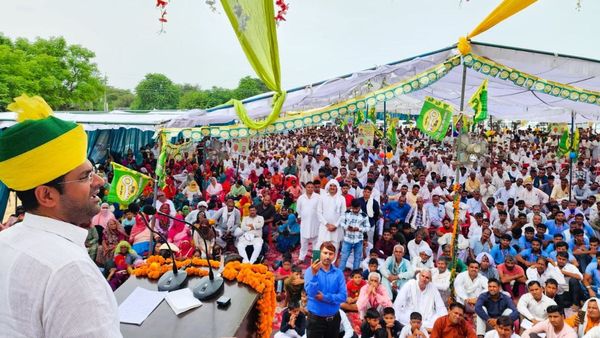 हरियाणा: दुष्यंत चौटाला बोले, सुरजेवाला का मतदाताओं को राक्षस कहना छोटी मानसिकता