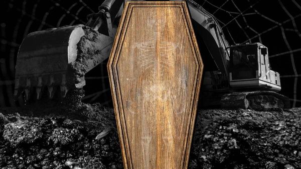 ताबूत में जिंदा हुआ शव! कब्र से निकली चीखें, खोलना पड़ा ताबूत, चौंकाने वाला दावा