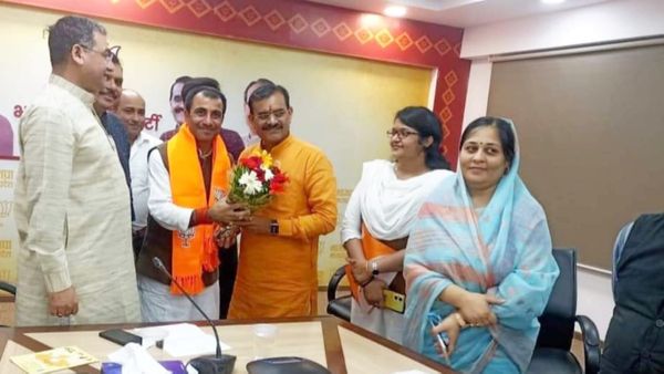 Singrauli: विंध्य में चुनाव से पहले बीडी शर्मा ने कमलनाथ को दिया झटका, देवसर जनपद पंचायत अध्यक्ष BJP में शामिल