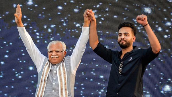 क्या पॉलिटिक्स में आएंगे Bigg Boss OTT विनर एल्विश यादव? CM खट्टर से मुलाकात के बाद दिया ये जवाब