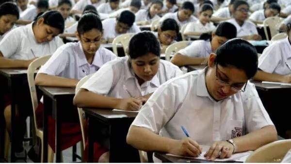साल में दो बार होंगी बोर्ड परीक्षाएं, शिक्षा मंत्रालय ने एनसीएफ में किया ऐलान
