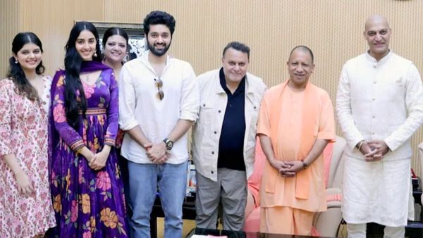 Gadar 2 की टीम ने CM Yogi से की मुलाकात, कहा- 