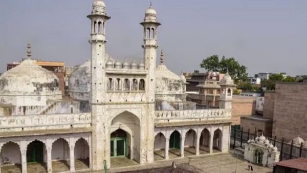 'ना तो मंदिर और ना ही मस्जिद', बौद्ध का मठ है', ज्ञानवापी केस में धर्म गुरु ने SC में याचिका दायर कर ठोका दावा