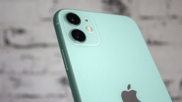 iPhone चलाने वाले Apple की इस चेतावनी को न करें इग्नोर, जा सकती है जान!