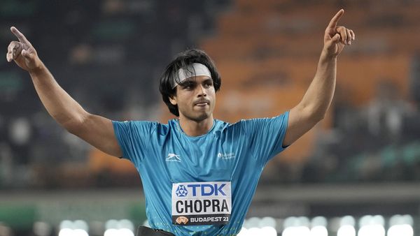Neeraj Chopra: टोक्यो ओलंपिक से लेकर वर्ल्ड एथलेटिक्स चैंपियनशिप तक, जानिए नीरज चोपड़ा का सफर