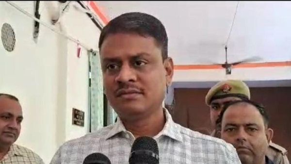 Varanasi News: हाईकोर्ट के फैसले के बाद जिलाधिकारी ने बताया, ज्ञानवापी में कब शुरू होगा सर्वे? जानिए डिटेल