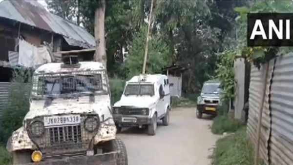 NIA Raid: जम्मू कश्मीर के पुलवामा में NIA का छापा