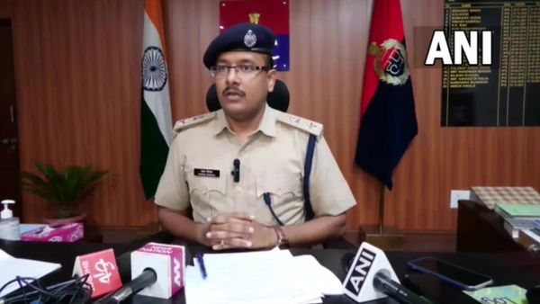 हरियाणा सरकार का बड़ा एक्शन, हटाए गए नूंह के एसपी वरुण सिंगला, IPS नरेंद्र बिजारनिया को मिली कमान