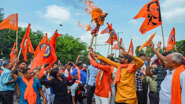 Nuh violence: बजरंग दल के कार्यकर्ता की मौत पर AAP नेता के खिलाफ FIR, क्या है पूरा मामला