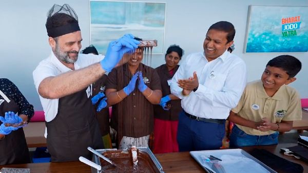 राहुल गांधी ने शेयर की Moddys Chocolates की कहानी, 70 महिलाओं की टीम ऊटी में चलाती है 1951 से ये फैक्ट्री