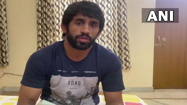 दिल्ली की अदालत ने पहलवान बजरंग पुनिया को किया तलब, कुश्ती कोच ने दायर किया मानहानि का मामला