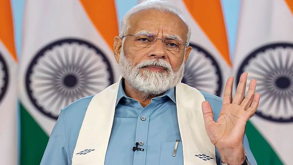 'मेरे परिवार की बहनों की सहूलियतें बढ़ेंगी, उनका जीवन आसान होगा', गैस के दाम कम होने पर बोले पीएम मोदी