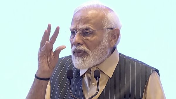 तेलंगाना और गुजरात में बाढ़ से केंद्र के पक्षपाती होने का पता चलता है