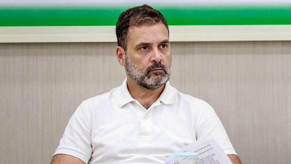 क्या आज संसद लौटेंगे राहुल गांधी? लोकसभा सचिवालय पर सबकी निगाहें, विपक्षी गठबंधन INDIA करेगा बैठक