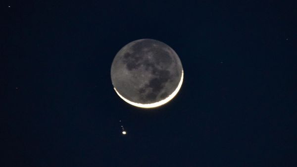 Saturn: अद्भुत खगोलीय घटना, धरती के सबसे करीब होगा शनि, चमकते हुए रिंग की तरह आएगा नजर, नोट कर लें समय