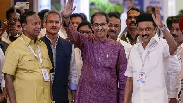 'INDIA' गठबंधन की पहले दिन की मीटिंग खत्म, सीट शेयरिंग पर हुई बात