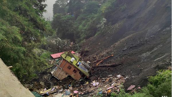 Shimla Disaster: शिमला में प्राकृतिक आपदा आयी या बुलायी गयी?