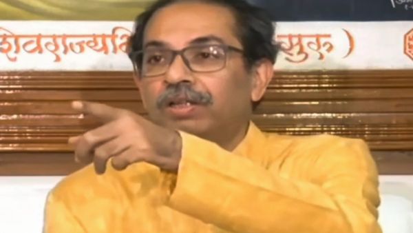9 साल में मोदी को बहनों की याद नहीं आई, हमारी वजह से केंद्र ने सिलेंडर के दाम घटाए: उद्धव ठाकरे