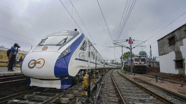 Telangana: हैदराबाद को मिल सकती हैं और 3 वंदे भारत एक्सप्रेस ट्रेन