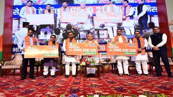 भाजपा परिवारवाद, जातिवाद से ऊपर उठकर राष्ट्रवाद के लिए करती है कामः नरेंद्र सिंह तोमर