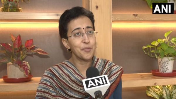 जी-20 के लिए तैयार है दिल्ली, आतिशी ने बताया 90 प्रतिमाएं, 30 फव्वारे और 1.5 लाख लगाए गए पौधे