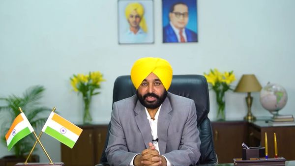 शिक्षक दिवस पर मोगा पहुंचे CM भगवंत मान और शिक्षा मंत्री, कहा- सामने लाए जाएंगे 'टीचर्स ऑफ द वीक'