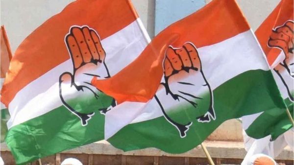 एक देश-एक चुनाव: खड़गे की जगह गुलाम नबी को शामिल करने पर कांग्रेस ने पूछा सवाल, बताया संसद का अपमान