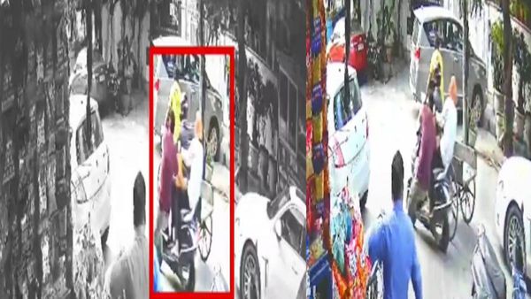 Delhi: लूट करके भाग रहे बदमाशों को ASI ने फिल्मी अंदाज में दबोचा, स्कूटी को लात मारकर गिराया, फिर...Video