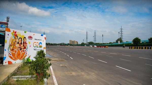 Delhi Traffic Advisory: G20 के दूसरे दिन दिल्ली ट्रैफिक पुलिस ने जारी किया अलर्ट, इन रास्तों पर जाने से बचें