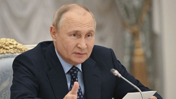 'सड़ चुका है अमेरिका का पॉलिटिकल सिस्टम', डोनाल्ड ट्रंप के पक्ष में खुलकर उतरे रूसी राष्ट्रपति पुतिन