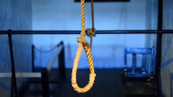 Ujjain Minor Case: 'वह मेरी बच्ची हो सकती थी', आरोपी के पिता ने बेटे के लिए मौत की सजा की मांग की