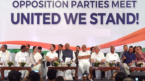 INDIA Alliance: इंडिया गठबंधन समन्वय समिति की पहली बैठक, 13 सितंबर को दिल्ली में शरद पवार के आवास पर होगी