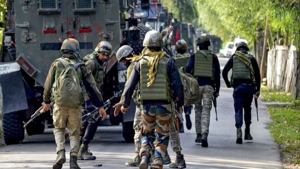 Kokernag Encounter: कोकरनाग में आतंकियों के निशाने पर कैसे आ गये सैन्य अधिकारी?