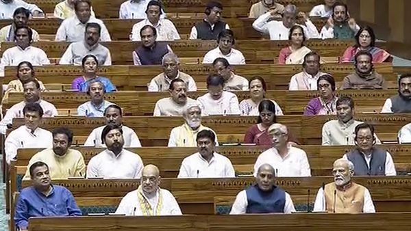 Parliament Session: सांसद तैयारी करते नहीं, ऊपर से सरकार की गुपचुप रणनीति 