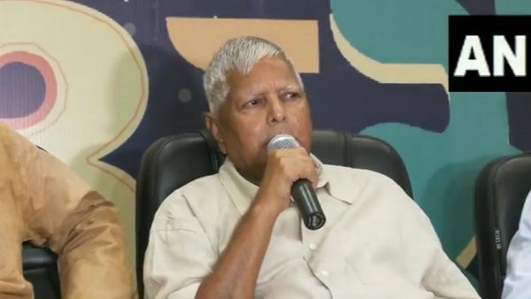 मनोज झा के 'ठाकुर' वाले बयान का लालू यादव ने किया समर्थन, आनंद मोहन को दे डाली बड़ी नसीहत