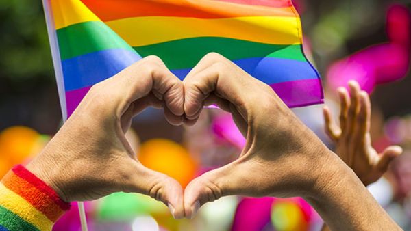 Same Sex Marriage: मनीषा-डिंपल की शादी ने फिर खड़ा किया समलैंगिक विवाह की वैधता का सवाल