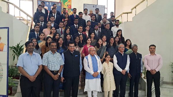 OPINION: हरियाणा की सरकारी नौकरियों में आई बहार, युवाओं को मेरिट पर मिल रहा रोजगार