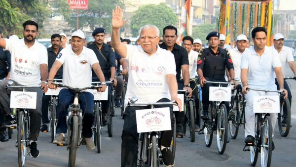 'नशा मुक्त हरियाणा' साइक्लोथॉन यात्रा करनाल में हुई समाप्त, सीएम खट्टर ने कहा- तोड़नी होगी सप्लाई चेन
