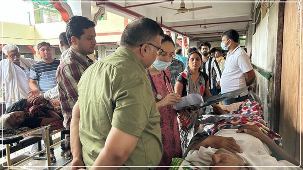 BHU अस्पताल में जूनियर डॉक्टरों की पिटाई का विरोध, डॉक्टर हड़ताल पर, चिकित्सा व्यवस्था चरमराई