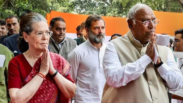 Uttar Pradesh Congress: यूपी में कांग्रेस को लड़ने से पहले खड़े होने की चुनौती