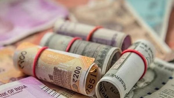 विदेश टूर होगा महंगा, ऑनलाइन गेमिंग टैक्स पर 20% TCS: 1 अक्टूबर से बदलने जा रहे ये नियम